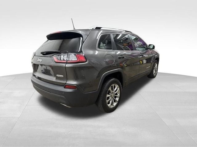 2021 Jeep Cherokee — interior view
