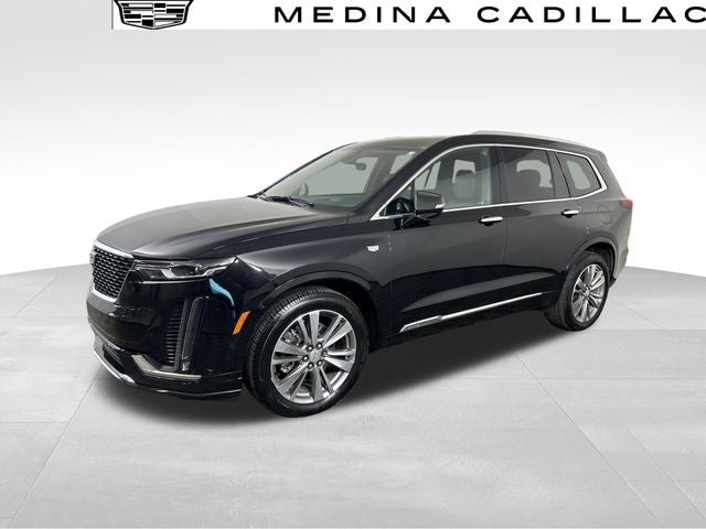 2022 Cadillac XT6 Premium Luxury in Stellar Black Metallic — front three-quarter view