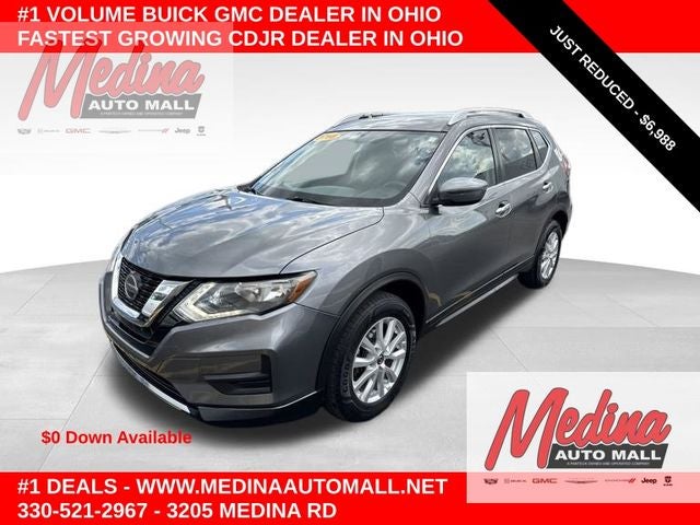 2018 Nissan Rogue SV in Gun Metallic — front three-quarter view